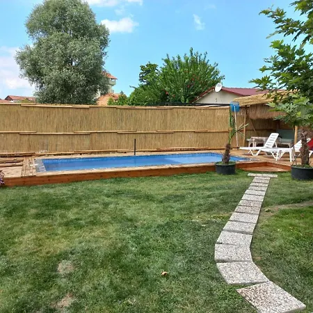 Villa Lovely House With Private Pool Near Lake Sapanca
